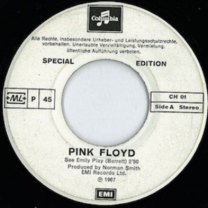 男生GAY狠打spanking
