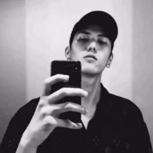 男生GAY狠打spanking
